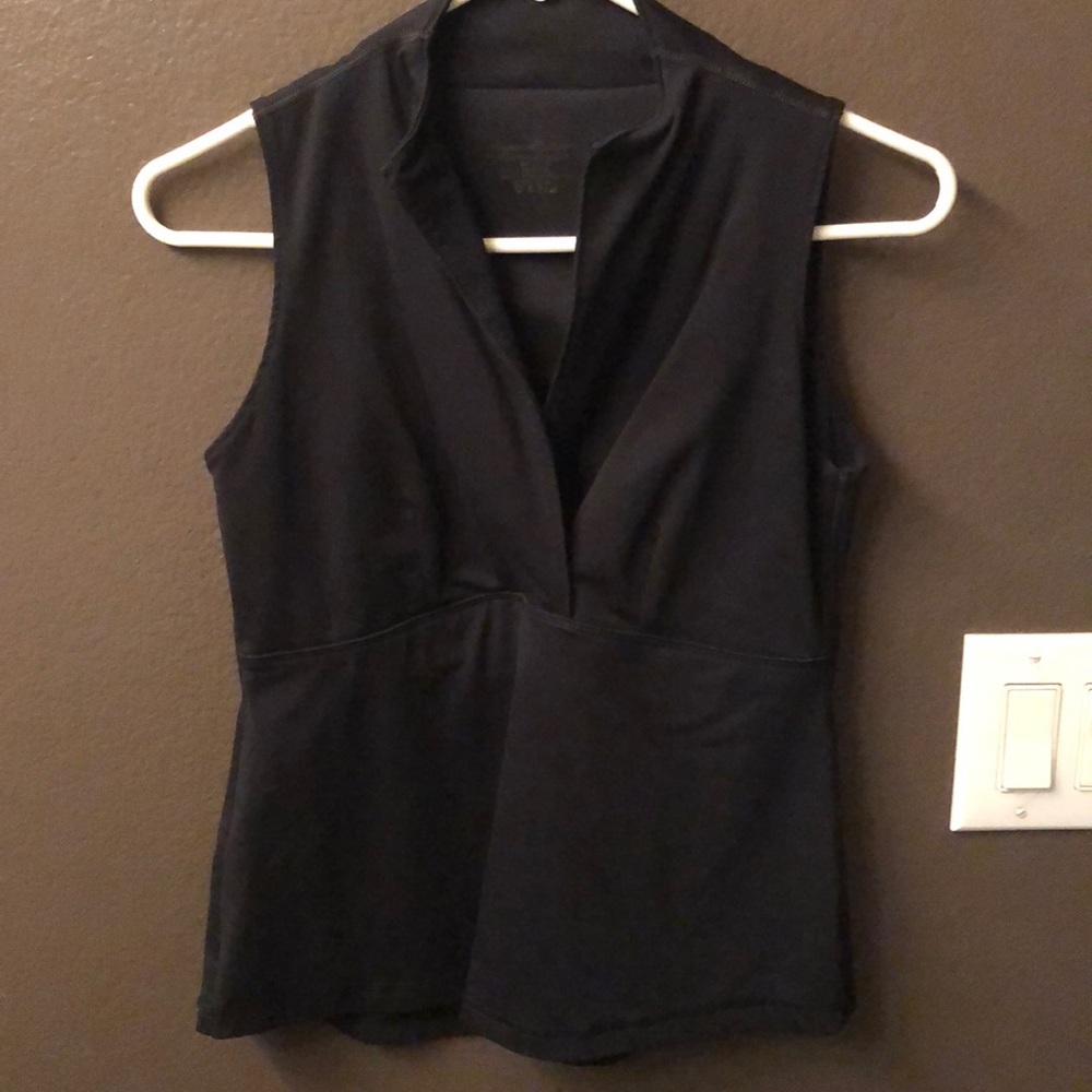 Lululemon top. Size 12.